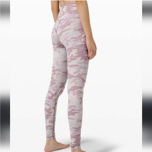Lululemon Wonder Under High Rise Tight Lavender Camo Leggings Size 10 - Picture 5 of 9